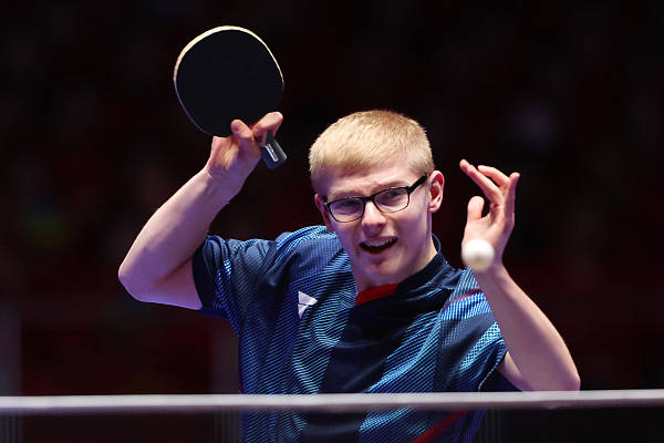 开云体育中国-法国队绝杀德国队，奥恰洛夫高光表现  第1张