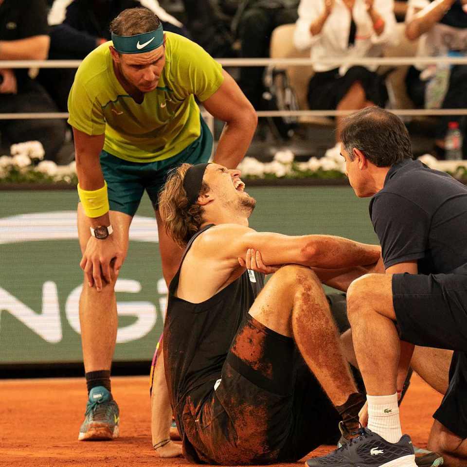 开云体育官方网站-温网碾压美网，兹维列夫关键制胜  第2张